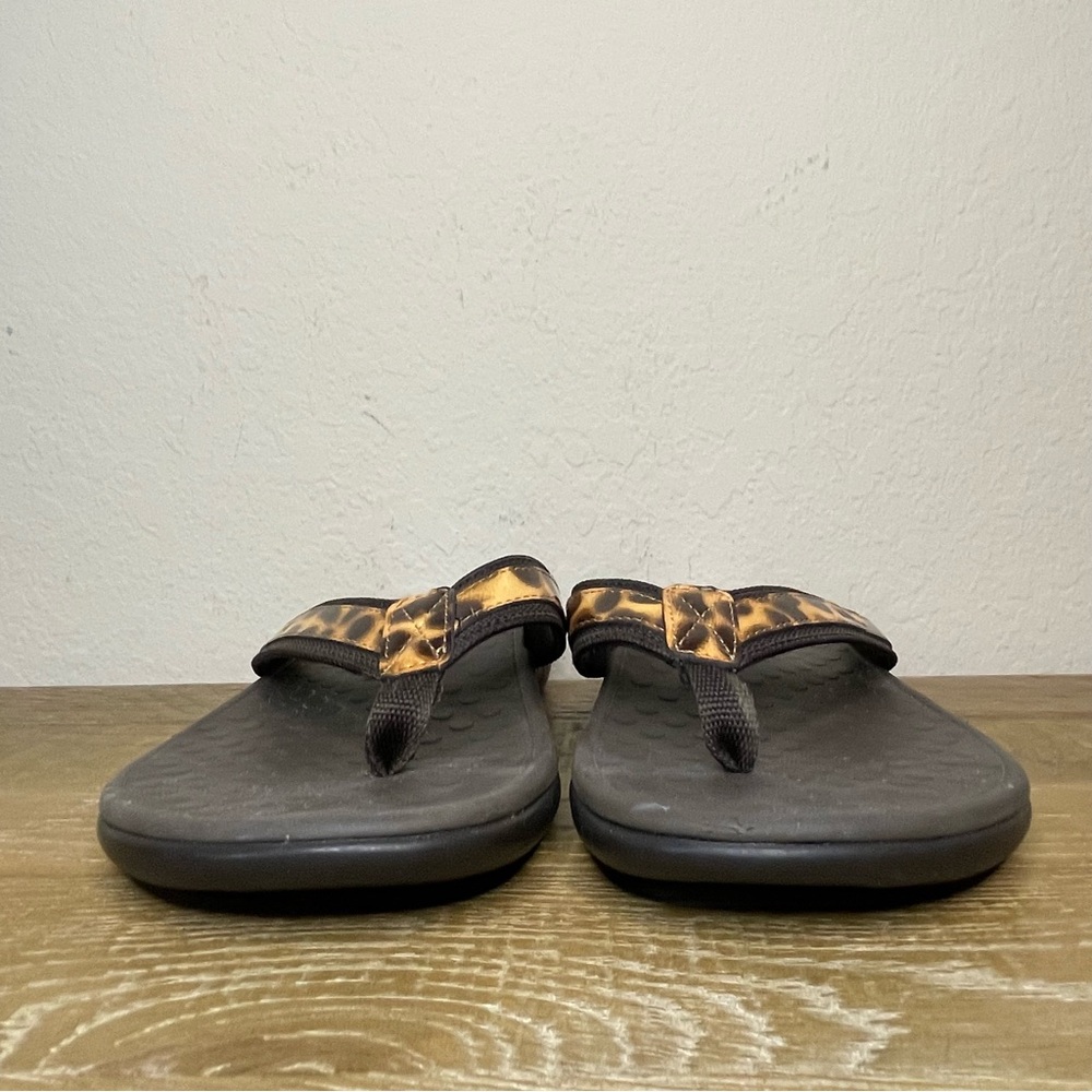 Vionic Tide II Size 8 Leopard Cheetah Print Thong Flip Flop Patent Leather - Picture 5 of 9